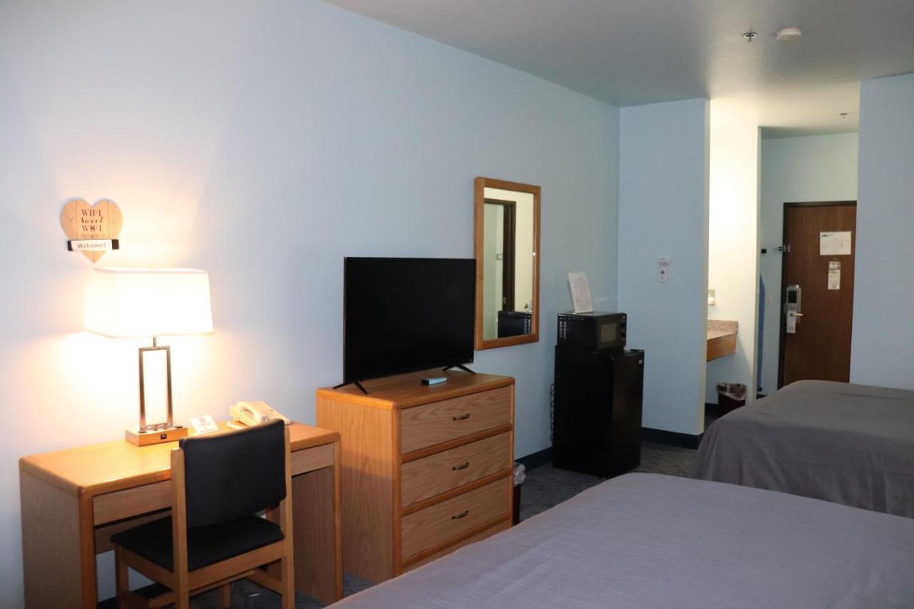 Bay Inn Tawas City Exteriör bild
